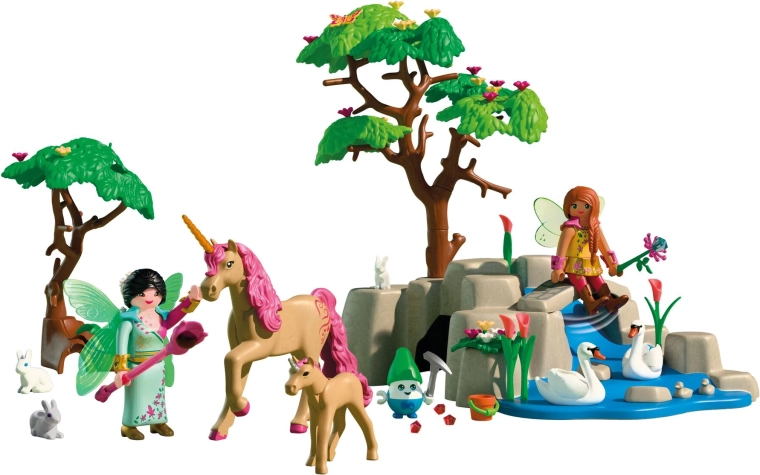 Bogata scena s prirodom i blagom