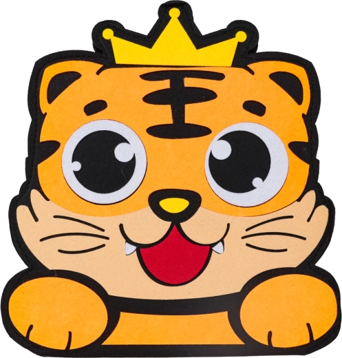 Cute lion motif and vivid colors