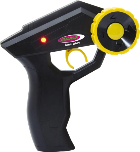 2.4 GHz control and rubber traction tires