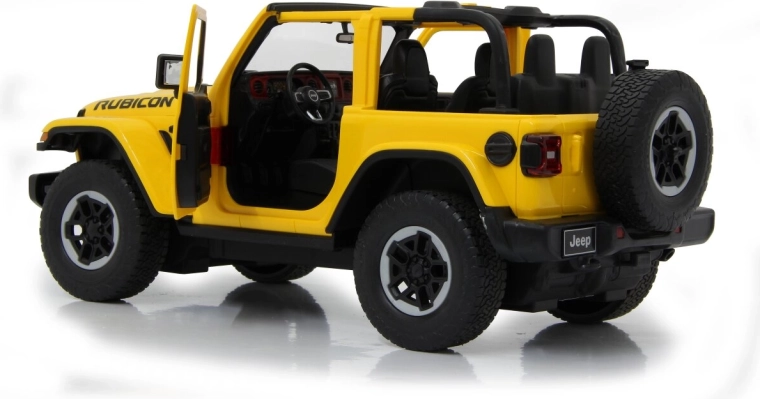 Manually opening doors and detailed interior