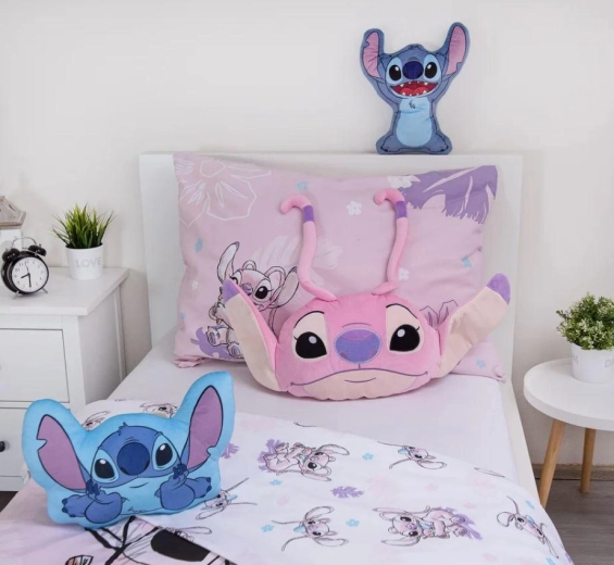Decoration for a children’s room and for the bed