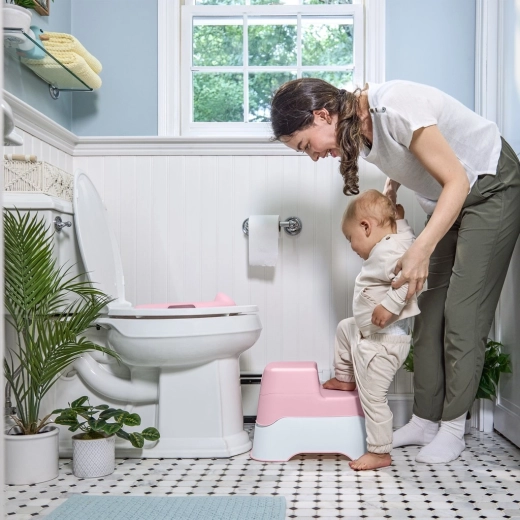 Dvorazinska stolić-stepenica za samostalnost