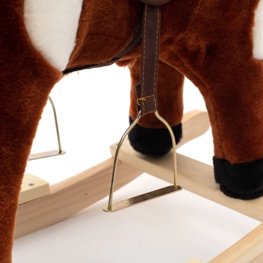 Udobno sedlo i metalni stremeni