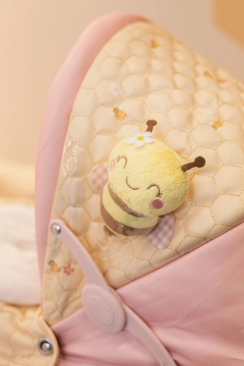 Razigrani detalji kolekcije Honey