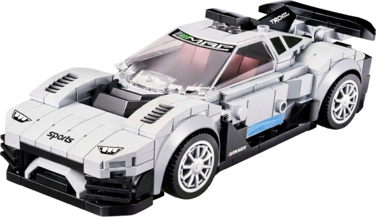 Realističan trkaći automobil