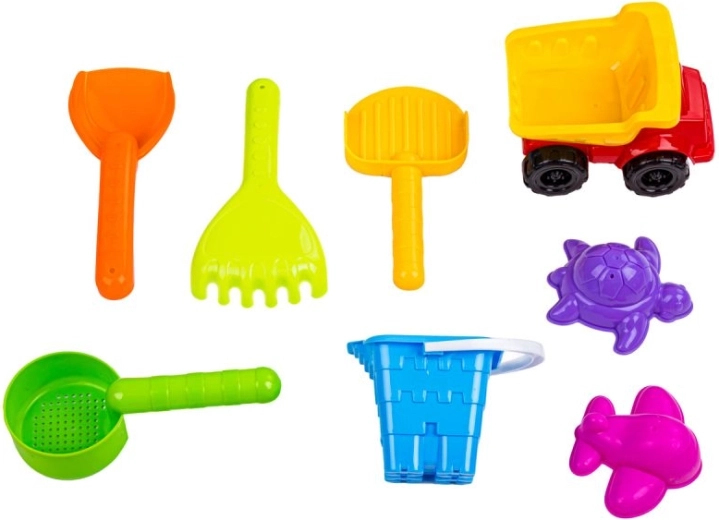Rich accessories for creating in the sand