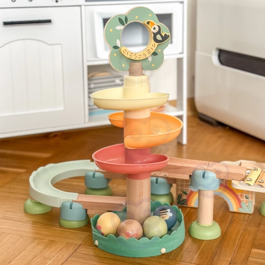 Spiralni toranj i glatko spuštanje