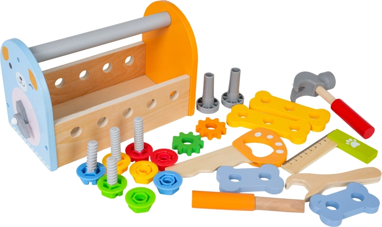 Practical wooden box with handle