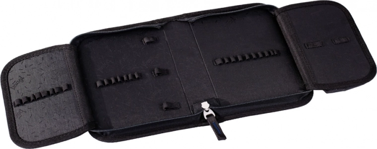 Kompletan set: ruksak, pernica i vrećica