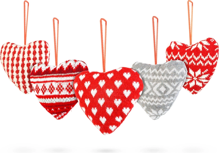 Warm heart-shaped decoration