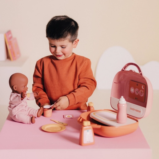 Kompaktni koferčić 2 u 1: spremište i igraća stanica