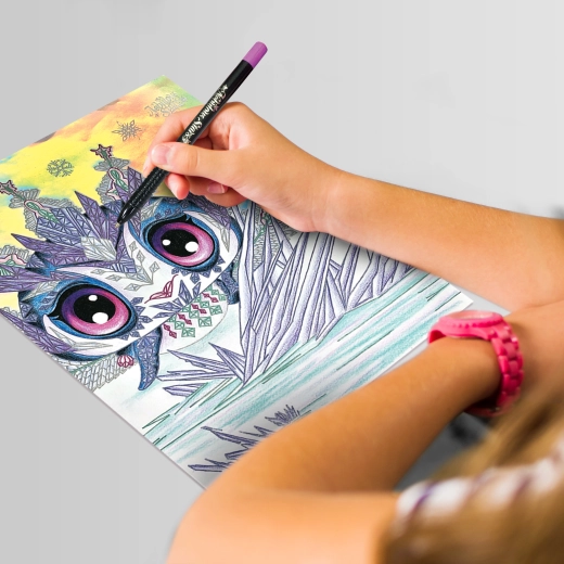 Detaljne ilustracije koje je zabavno bojati