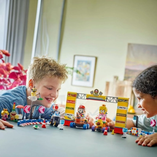 Interaktivno iskustvo s LEGO Super Mario