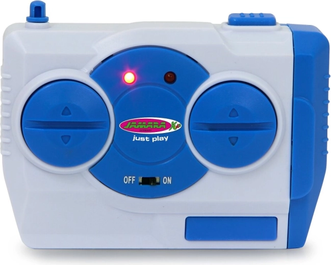 2.4 GHz control for multiple players