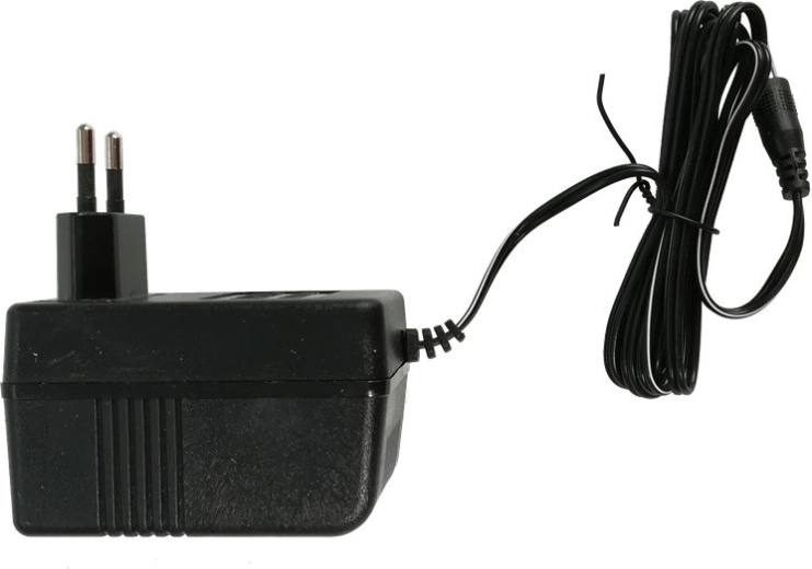 Praktičan DC kabel s barrel konektorom