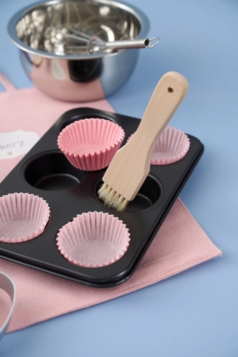 Zabavna igra s cupcakesima i izrezivanjem