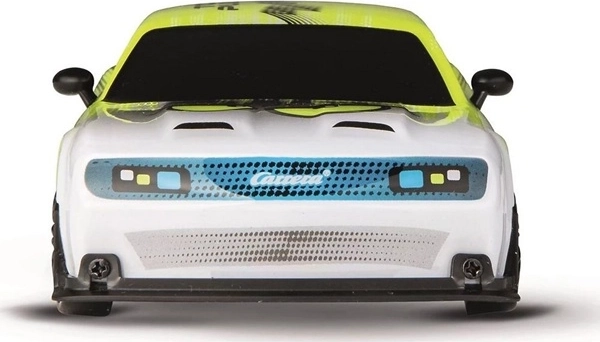 Pogon 4x4 za stabilan drift i bolju kontrolu