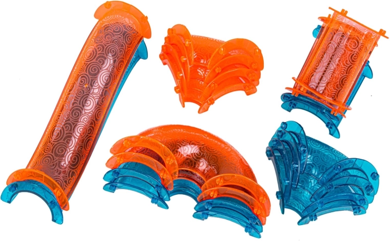 Šareni dijelovi s ravnim i zakrivljenim segmentima
