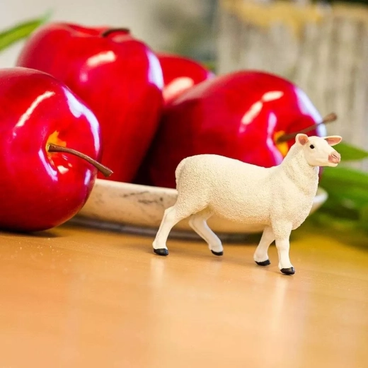 Ideal for “farm” play and as decoration