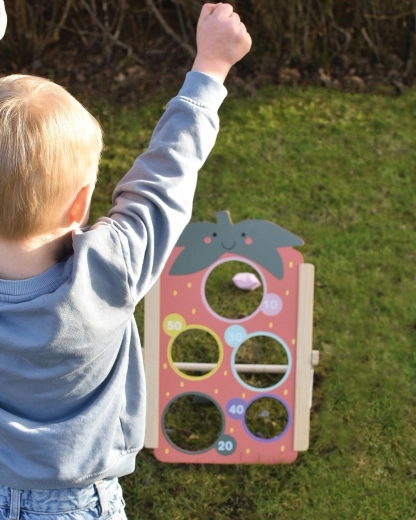 Develops motor skills, aiming and counting