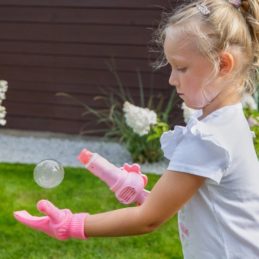 Smoke bubbles for magical play