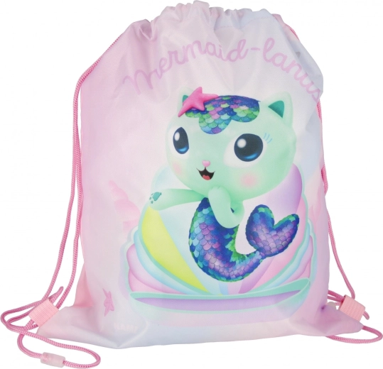 Strong drawstrings and comfortable carrying