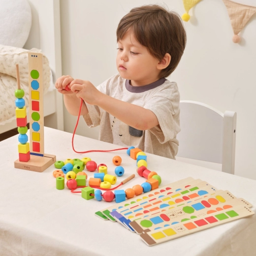 Threading and stacking – 2 ways to play