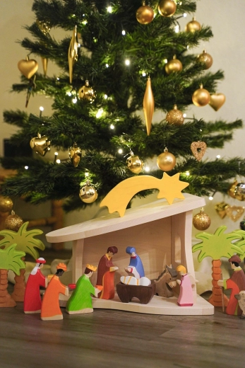 Suitable as a Christmas decoration