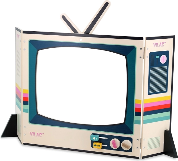 Retro televizor kao dječje kazalište