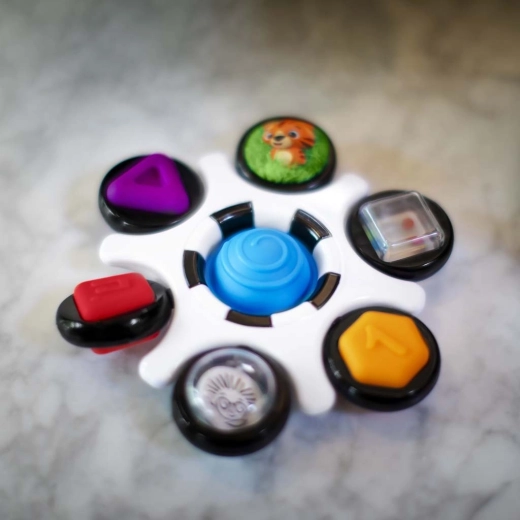 Senzorna stimulacija bojama, zvukovima i teksturama