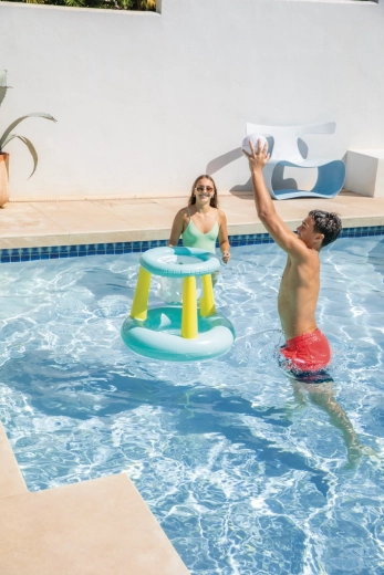 Stabilna plutajuća konstrukcija