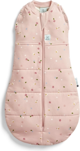 2-in-1: swaddle converts into a sleeping bag