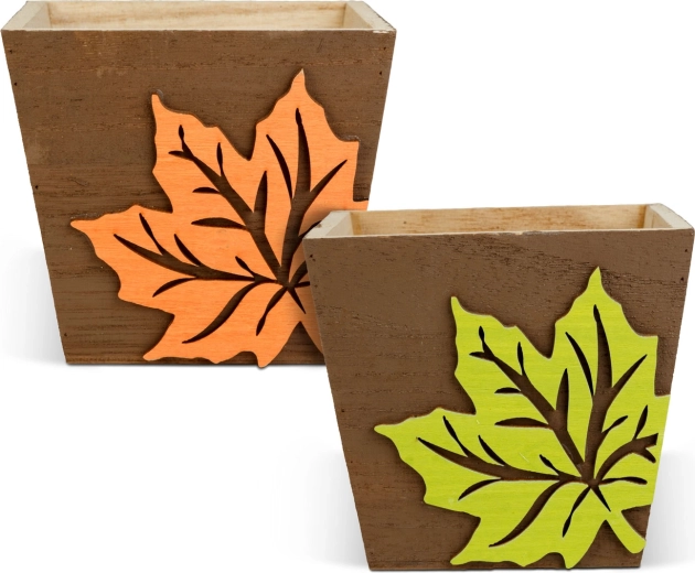 Autumn maple leaf motif