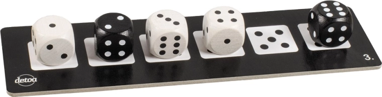 Practical organization and overview during play