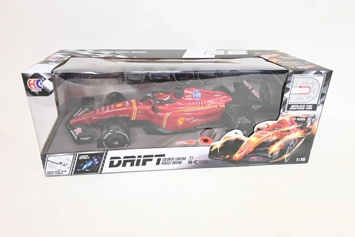 RC racing formula car with battery pack