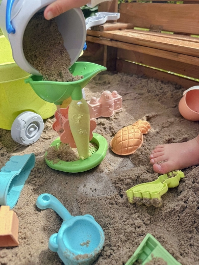 Mlin sa sitom za vodu i pijesak