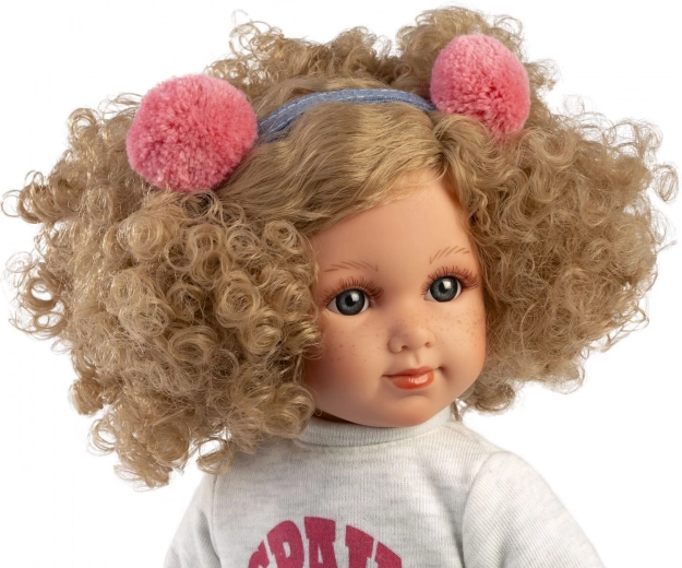 Stilská traka za kosu kao usklađen dodatak