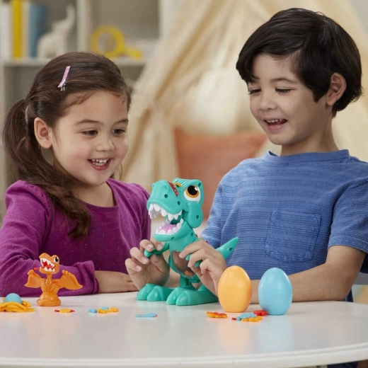 Creative Dinosaur Play