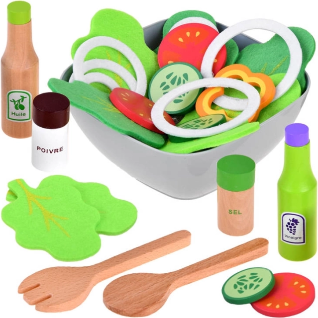 Zabavan set za pripremu salate od drvenih i tekstilnih sastojaka