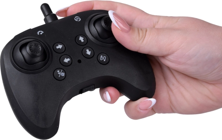 Intuitivno upravljanje za glatke manevre