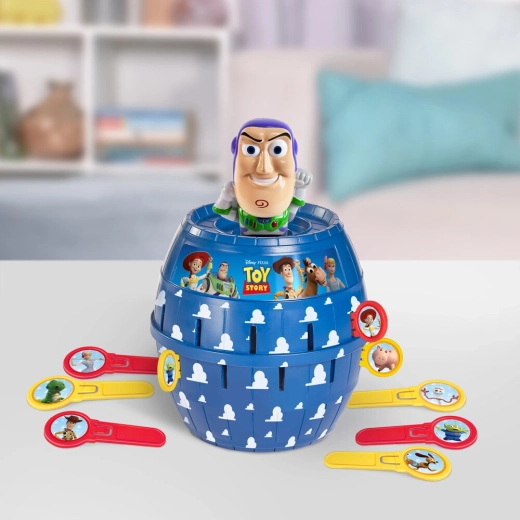 Toy Story dizajn i mačevi s likovima