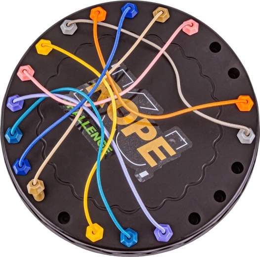 Untangling challenge on a round board