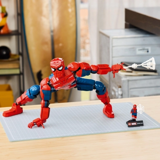 Potpuno pozabilni Spider-Man visok 36 cm