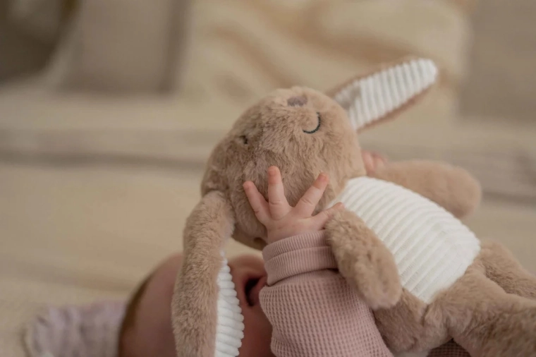 Cry sensor for automatic soothing