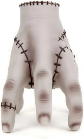 Ikonična ruka Thing iz serije WEDNESDAY