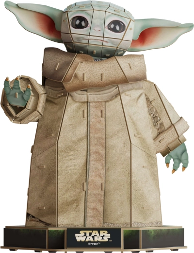 Detaljni 3D model s postoljem