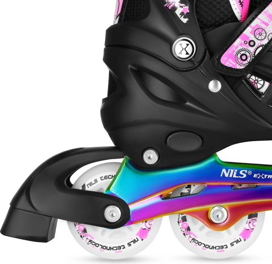 Grows with your child thanks to 4-step adjustment