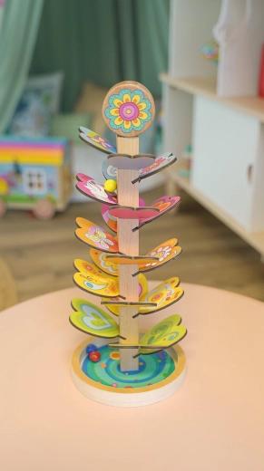Wooden construction and fun for children and adults