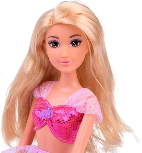 Kosa za češljanje i realistični detalji