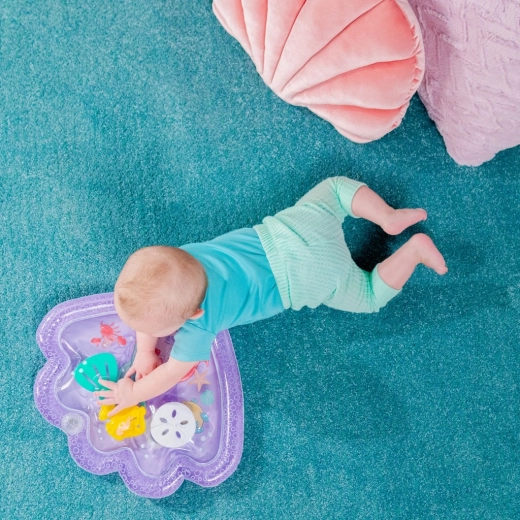 Floating shapes for sensory discovery